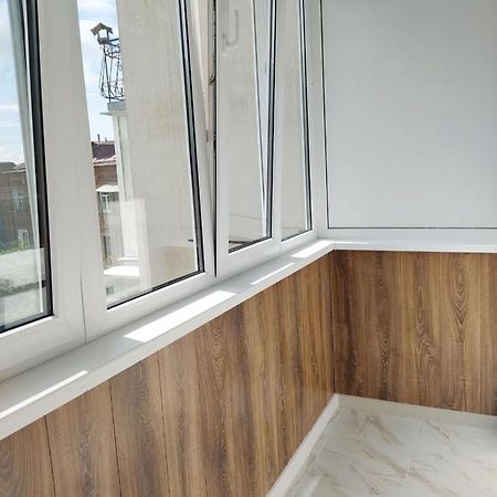 Стильная Vip Квартира В Центре Shostka Exteriér fotografie