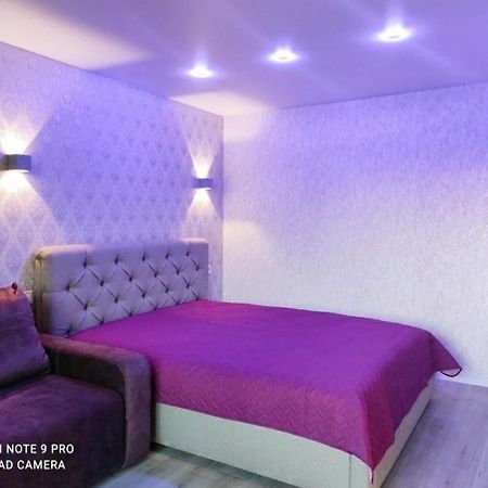 Стильная Vip Квартира В Центре Shostka Exteriér fotografie